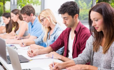 Persone in formazione — percorsi per disoccupati
